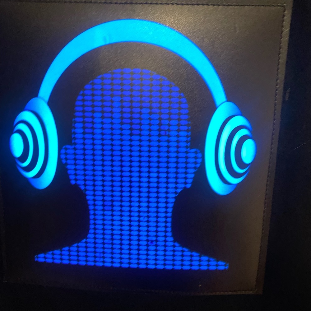 Light up shirt. Size men’s small